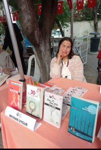 Yazar Beyhan UYGUR Röportajı