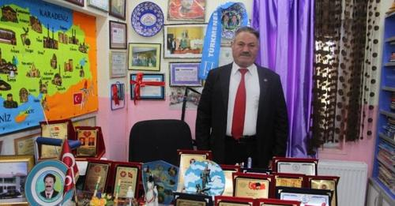 YAZAR ZEKİ ÇELİK BİYOGRAFİSİ