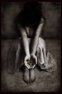 MÜTEMADİYEN AĞLAMAK