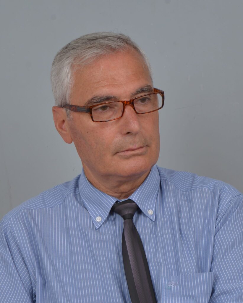 NECATİ KÜÇÜK  KİMDİR?