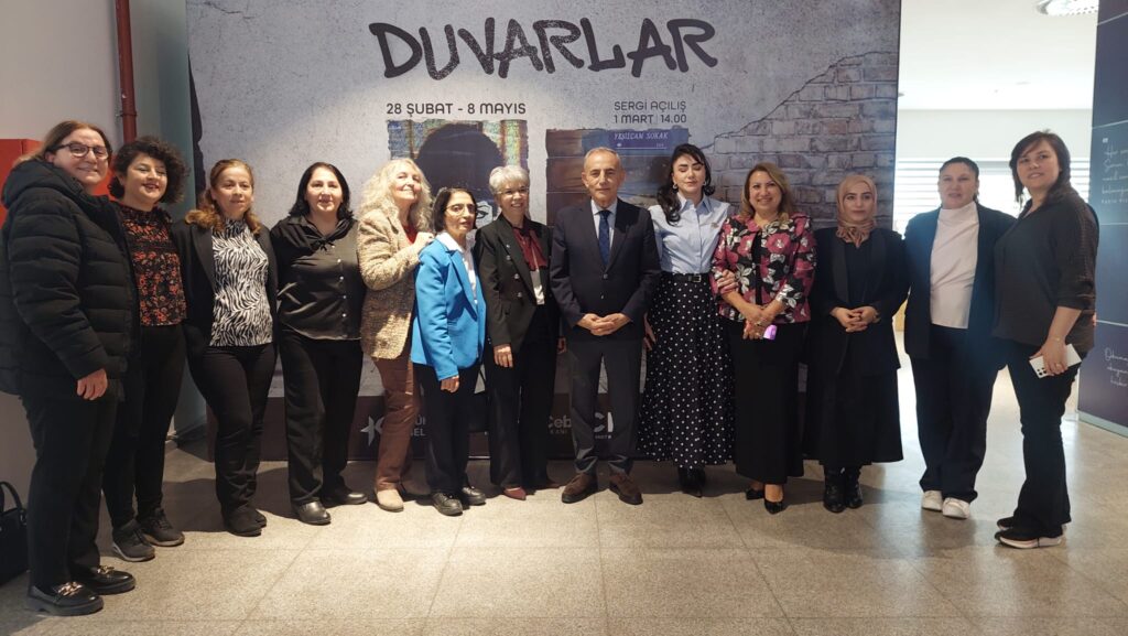 8 Mart’ta Kadın Emeği ve Mücadelesi Şiir ve Söyleşiyle Anıldı